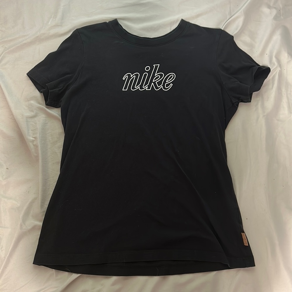 black nike tee, size medium fits like small